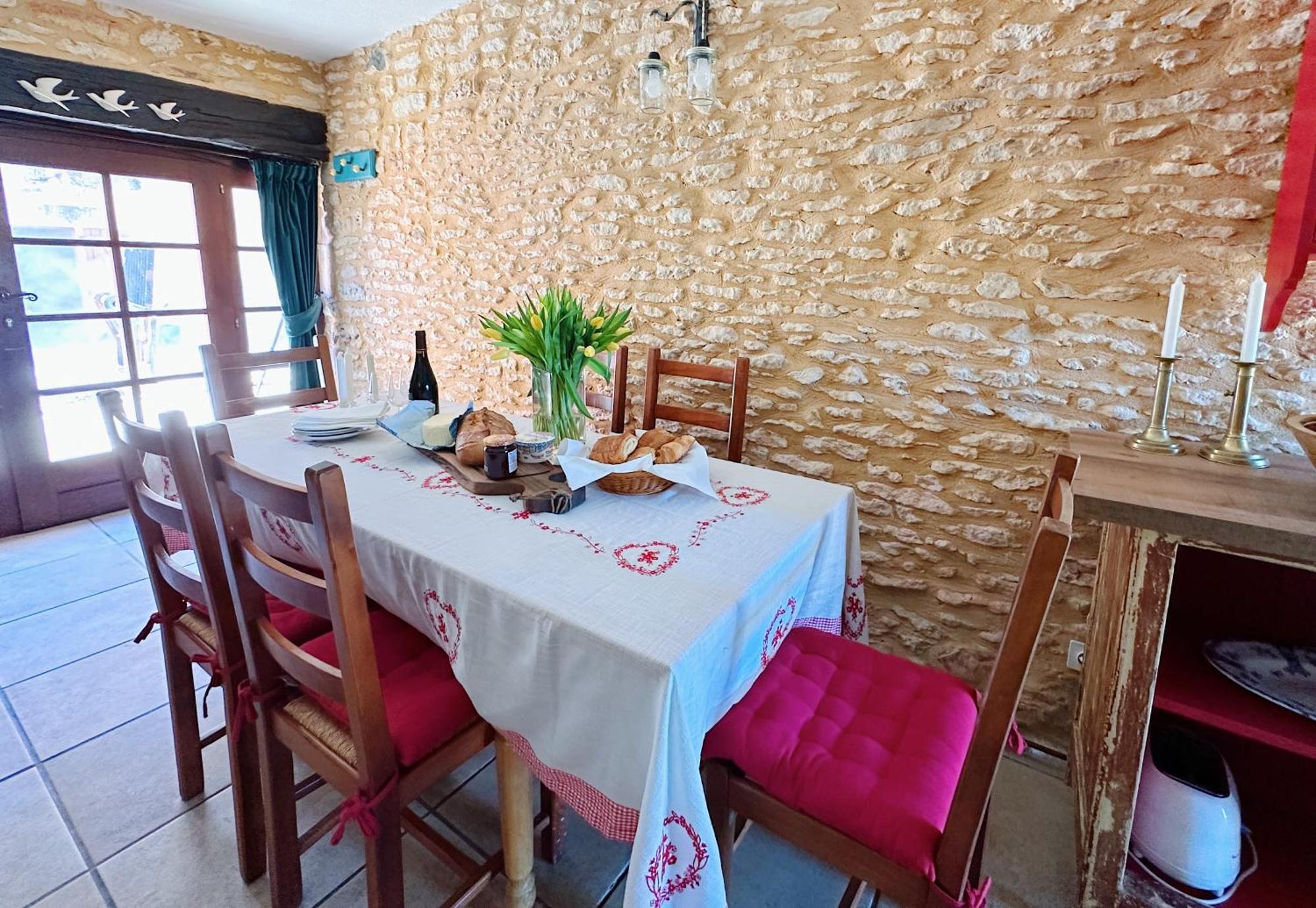Le Chevrefeuille Chambres D'Hotes Et Gites De Charme Meyrals Dış mekan fotoğraf